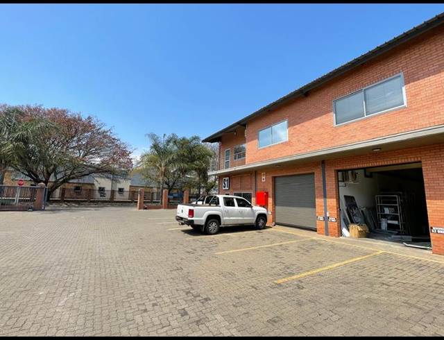 INDUSTRIAL PROPERTY TO RENT IN HENNOPSPARK